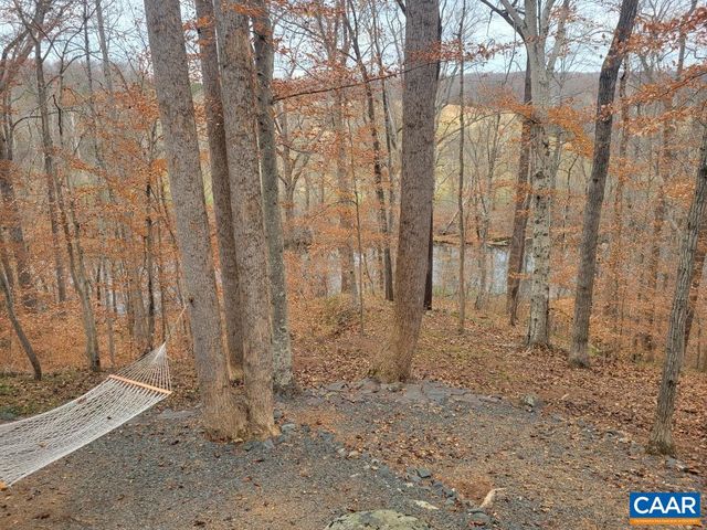 60 CHIPPEWA LN, Palmyra, VA 22963