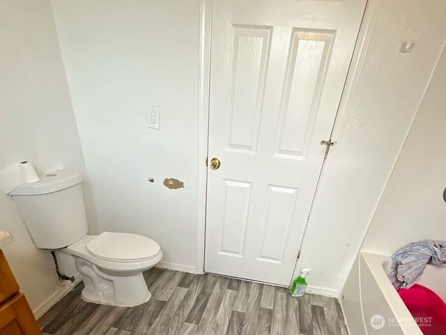 307 N E Street, Aberdeen, WA 98520