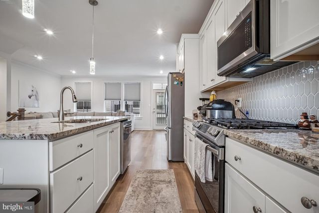 7415 ROCKY CREEK TER, Annandale, VA 22003