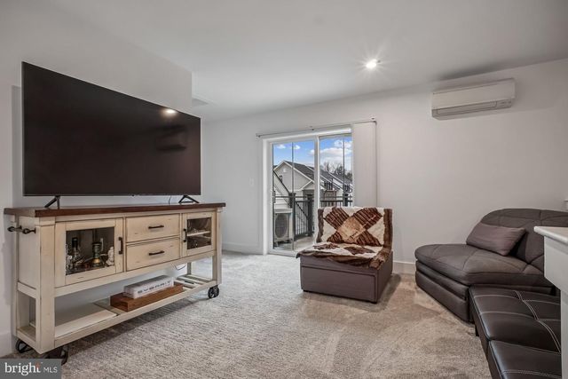 7415 ROCKY CREEK TER, Annandale, VA 22003