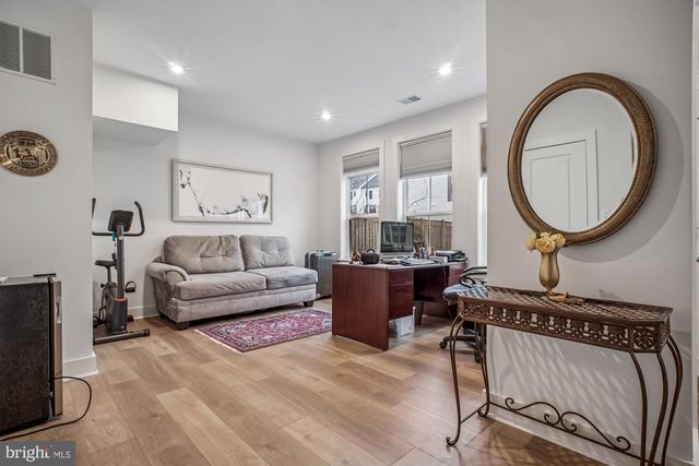 7415 ROCKY CREEK TER, Annandale, VA 22003