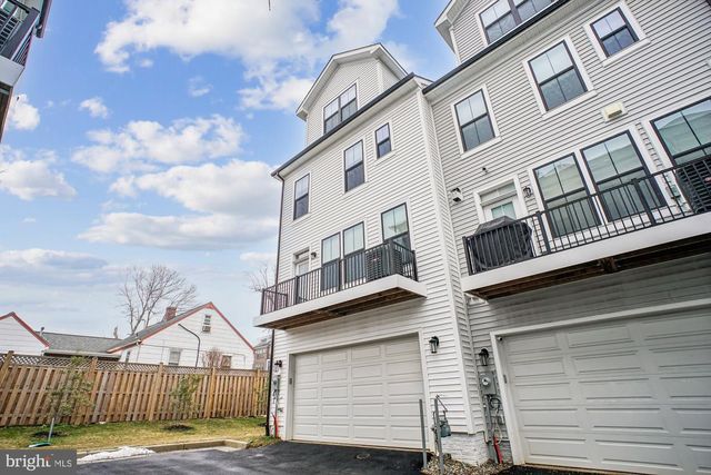 7415 ROCKY CREEK TER, Annandale, VA 22003