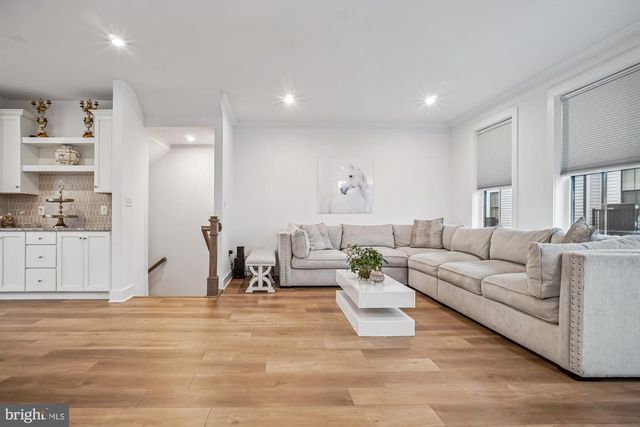 7415 ROCKY CREEK TER, Annandale, VA 22003