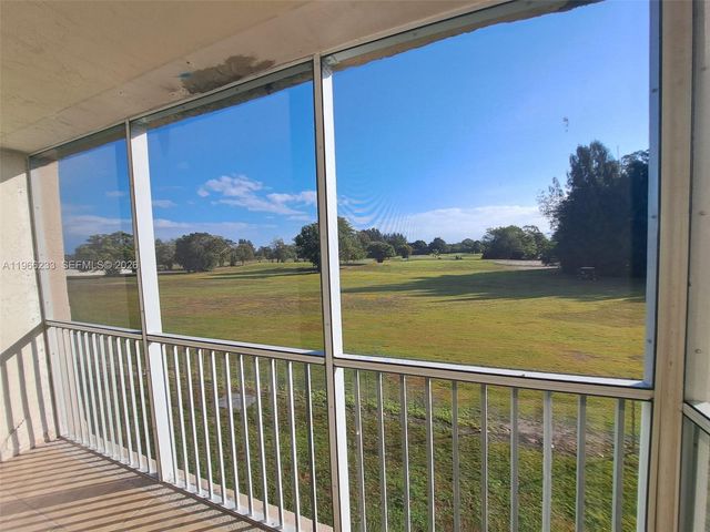 5100 SW 90th Ave 208, Cooper City, FL 33328