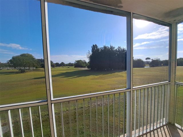 5100 SW 90th Ave 208, Cooper City, FL 33328