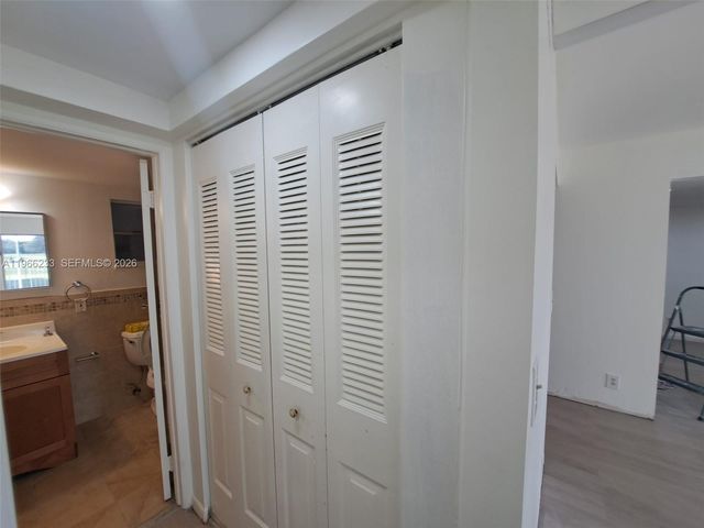 5100 SW 90th Ave 208, Cooper City, FL 33328