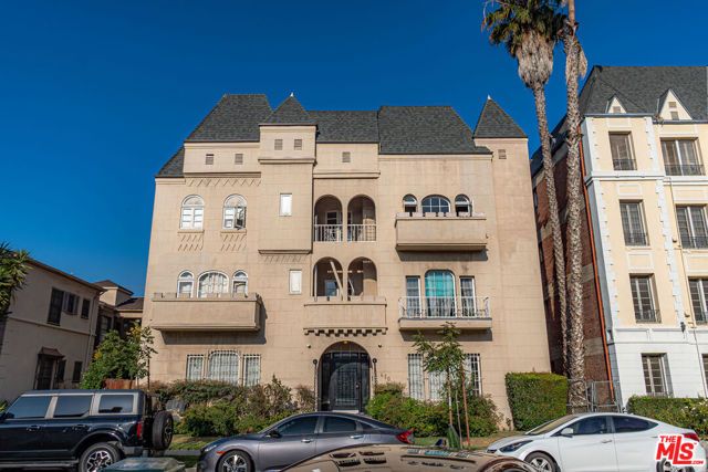 650 S Detroit Street, Los Angeles, CA 90036