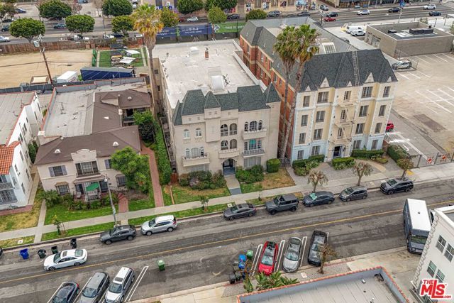 650 S Detroit Street, Los Angeles, CA 90036