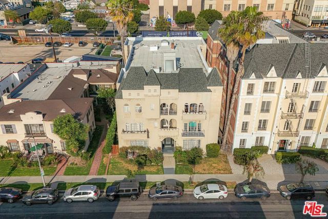 650 S Detroit Street, Los Angeles, CA 90036
