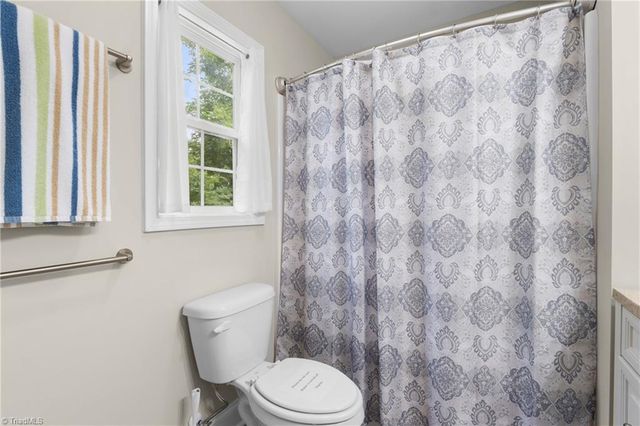 247 Lake Drive 9, Lexington, NC 27292
