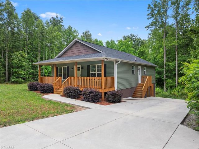 247 Lake Drive 9, Lexington, NC 27292