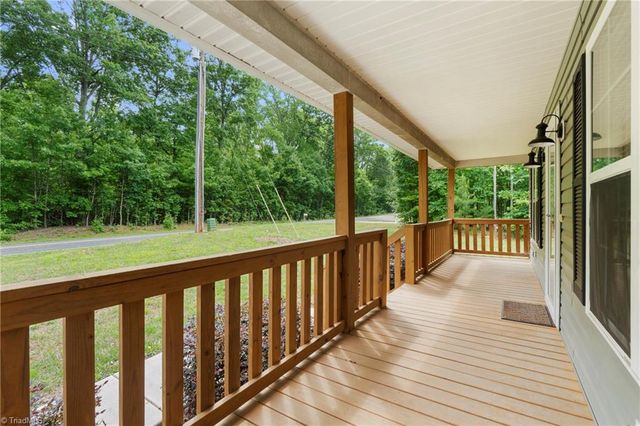 247 Lake Drive 9, Lexington, NC 27292