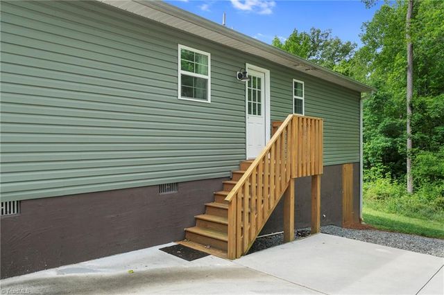 247 Lake Drive 9, Lexington, NC 27292
