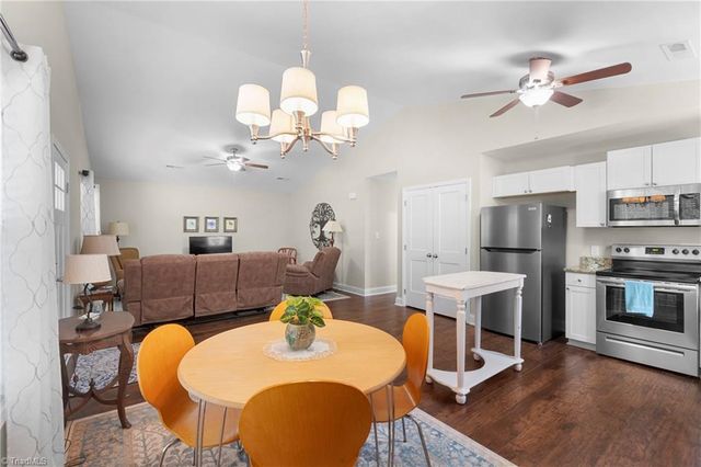 247 Lake Drive 9, Lexington, NC 27292