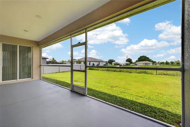 2714 NW 1ST PLACE, Cape Coral, FL 33993