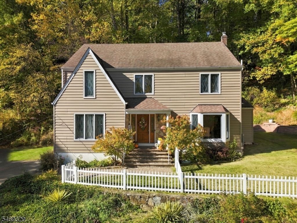 49 Raynor Rd, Morris Twp., NJ 07960 — exterior