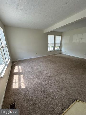 120 FOXVIEW DR, Glen Burnie, MD 21061