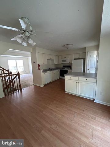 120 FOXVIEW DR, Glen Burnie, MD 21061