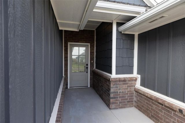 2233 NW 170th Street, Edmond, OK 73012