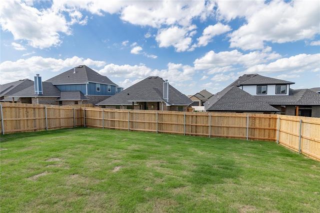 2233 NW 170th Street, Edmond, OK 73012