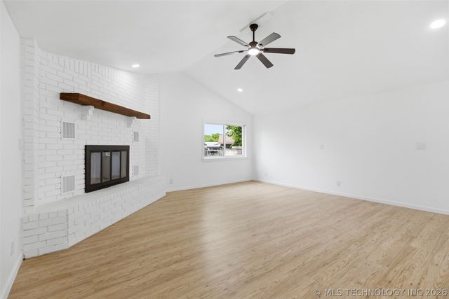 3720 S 110th East Avenue, Tulsa, OK 74146