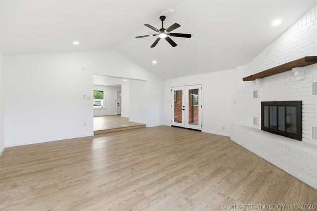 3720 S 110th East Avenue, Tulsa, OK 74146