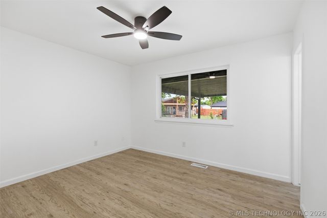 3720 S 110th East Avenue, Tulsa, OK 74146