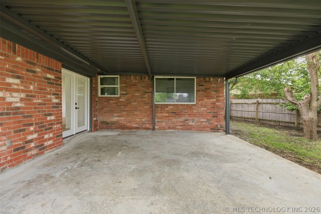 3720 S 110th East Avenue, Tulsa, OK 74146