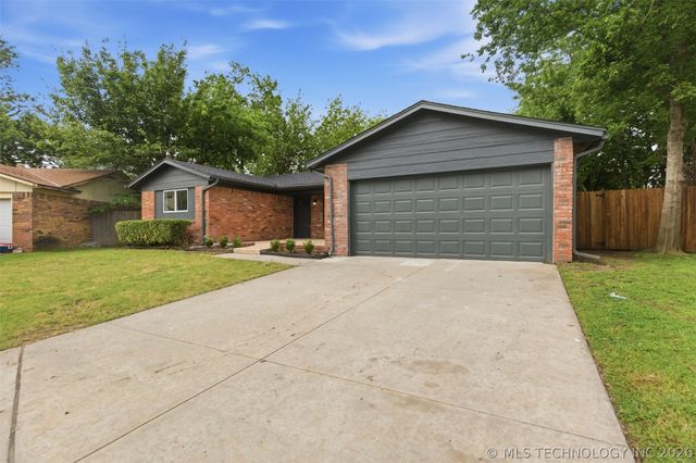 3720 S 110th East Avenue, Tulsa, OK 74146