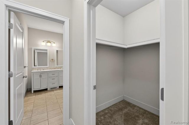 13493 Beacon Trail 1, Belleville, MI 48111