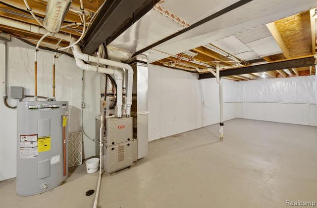 13493 Beacon Trail 1, Belleville, MI 48111