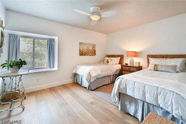 589 Beachwalk CIR P-203, Naples, FL 34108