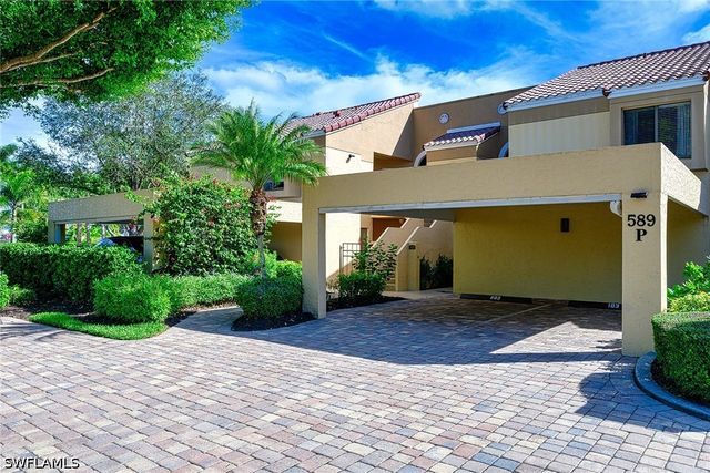 589 Beachwalk CIR P-203, Naples, FL 34108