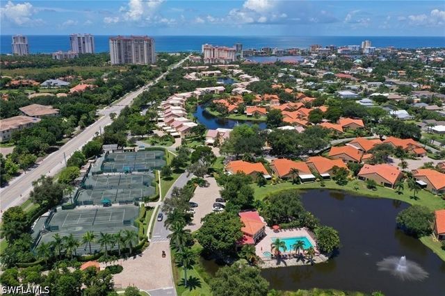 589 Beachwalk CIR P-203, Naples, FL 34108