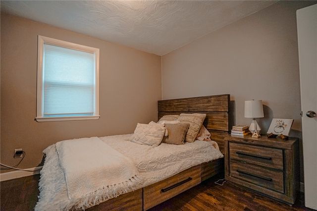 27 Winifred Avenue, Warwick, RI 02889