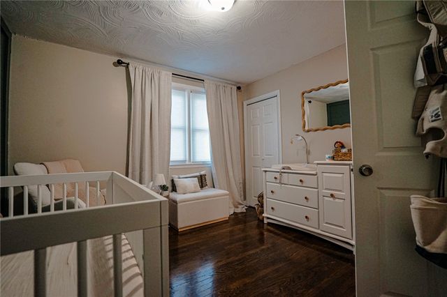 27 Winifred Avenue, Warwick, RI 02889