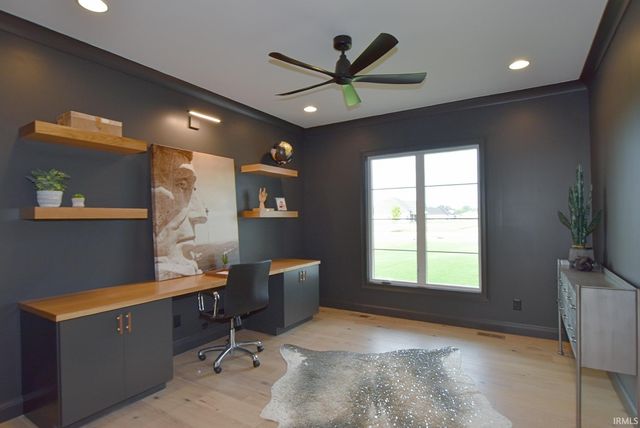 2874 Lake Drive, Newburgh, IN 47630