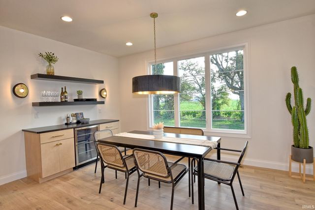 2874 Lake Drive, Newburgh, IN 47630