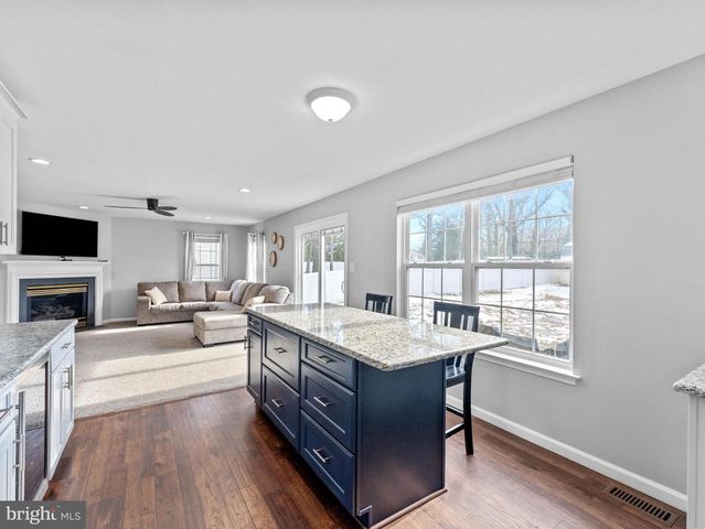 5 LAKE WORTH DR, Berlin, NJ 08009