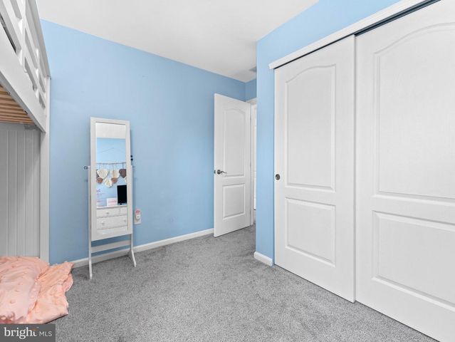 5 LAKE WORTH DR, Berlin, NJ 08009