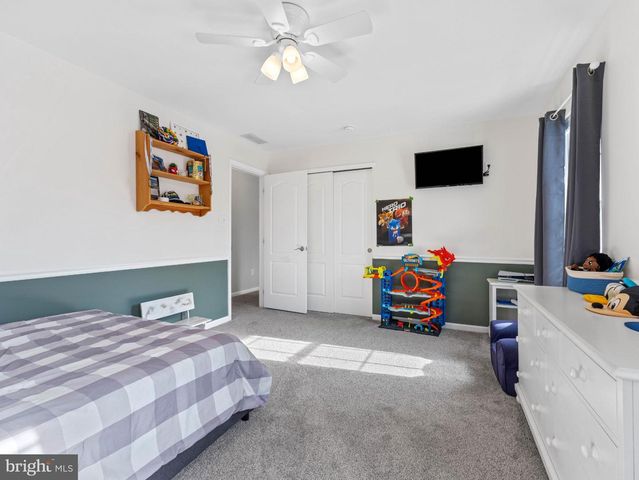 5 LAKE WORTH DR, Berlin, NJ 08009