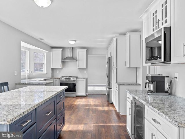 5 LAKE WORTH DR, Berlin, NJ 08009