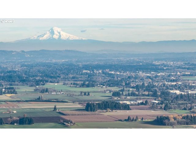 2150 36th Ave, Forest Grove, OR 97116