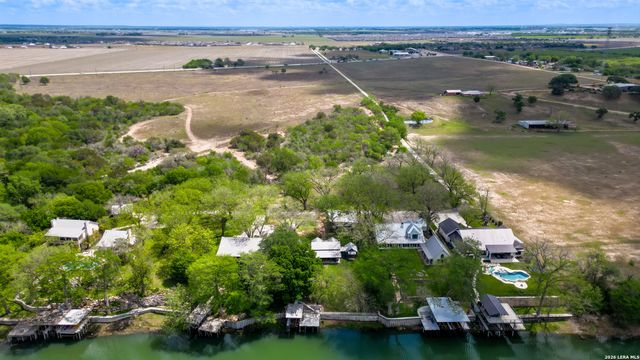 3364 N State Highway 46, Seguin, TX 78155
