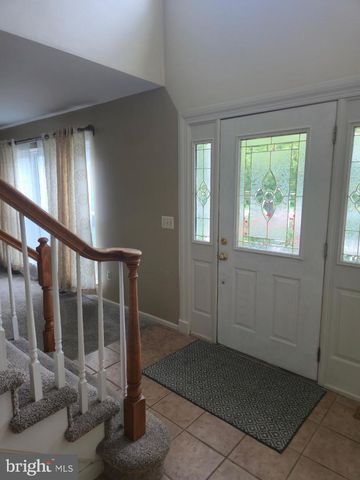 5280 VERMONT DR, Easton, PA 18045
