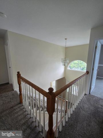 5280 VERMONT DR, Easton, PA 18045