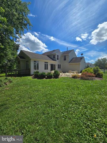 5280 VERMONT DR, Easton, PA 18045
