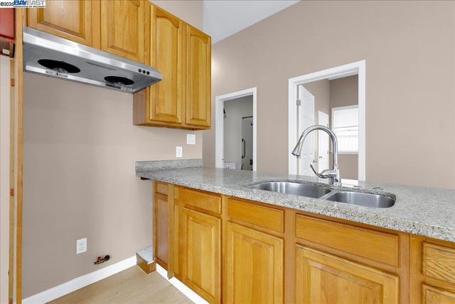 2337 22nd Street, Oakland, CA 94601