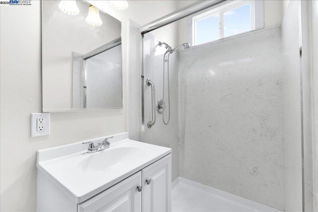 2337 22nd Street, Oakland, CA 94601