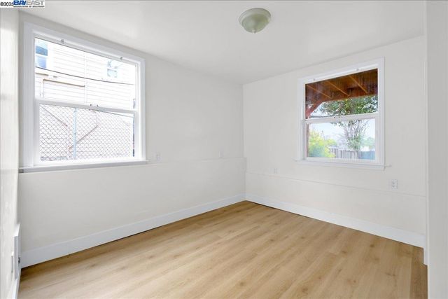 2337 22nd Street, Oakland, CA 94601